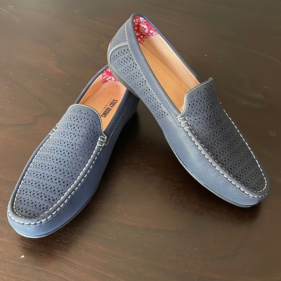 Stacy Adams "Cicero'' Navy Genuine Perforated Leather Moc Toe Slip On - Picture 1 of 8
